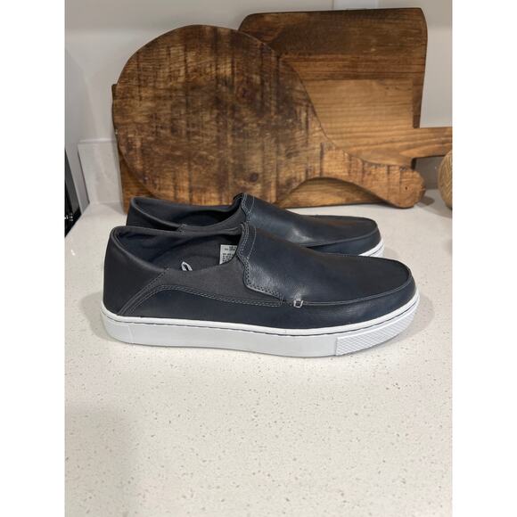 Never Worn Muk Luks mens 10 dark blue slip on shoes sneakers - Picture 1 of 4